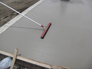 やっと気温が下がってきました。